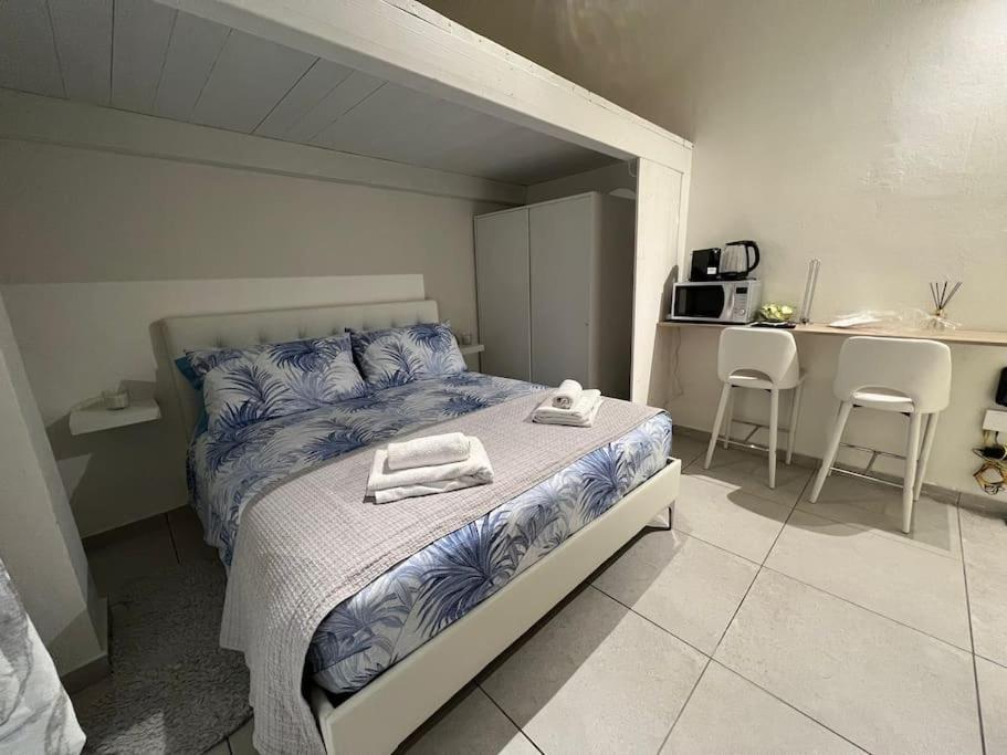 Tiny & Cosy Studio Flat In Комо Экстерьер фото